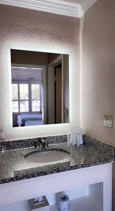 Melbourne All Suites Inn Near I95 Exterior foto
